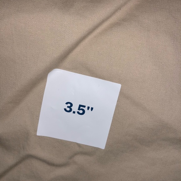 Shorts - Picture 3 of 3